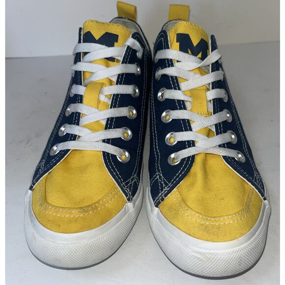 Michigan Skicks Woman’s Navy Yellow Sneaker Size‎ 8 - Picture 7 of 8